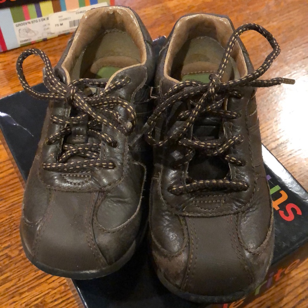 Great condition Stride Rite shoes